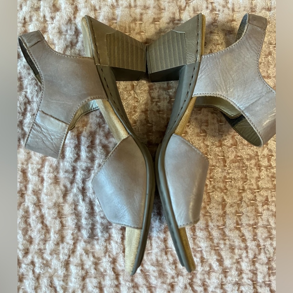 Rieker Taupe Heeled Sandals Size 39 (US size 8) - Picture 3 of 4